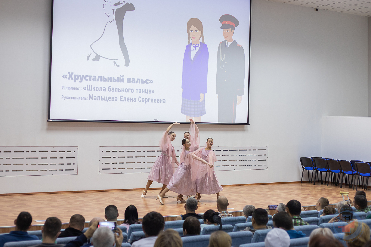 Концерт-подарок для пациентов и медиков в канун нового года